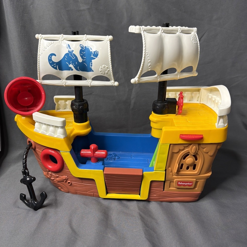 2005 Fisher-Price Little People Pirate Ship Sounds Working